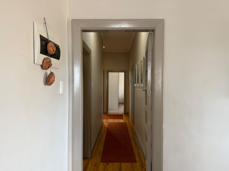 5 Bedroom Property for Sale in Ladismith Western Cape